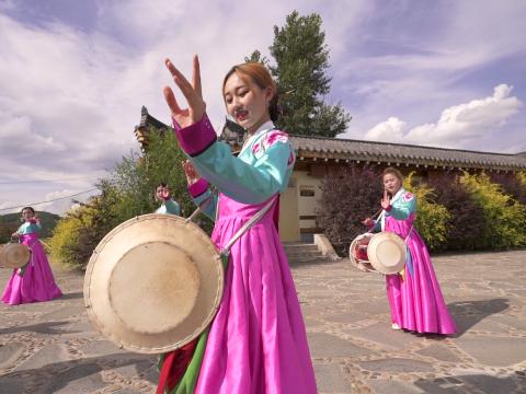 農樂舞是朝鮮族的傳統舞蹈