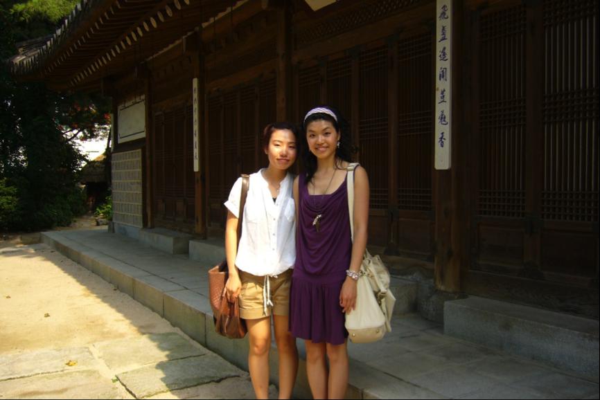 海外學生可以申請學伴，即是韓國當地學生，幫助海外學生適應韓國生活。