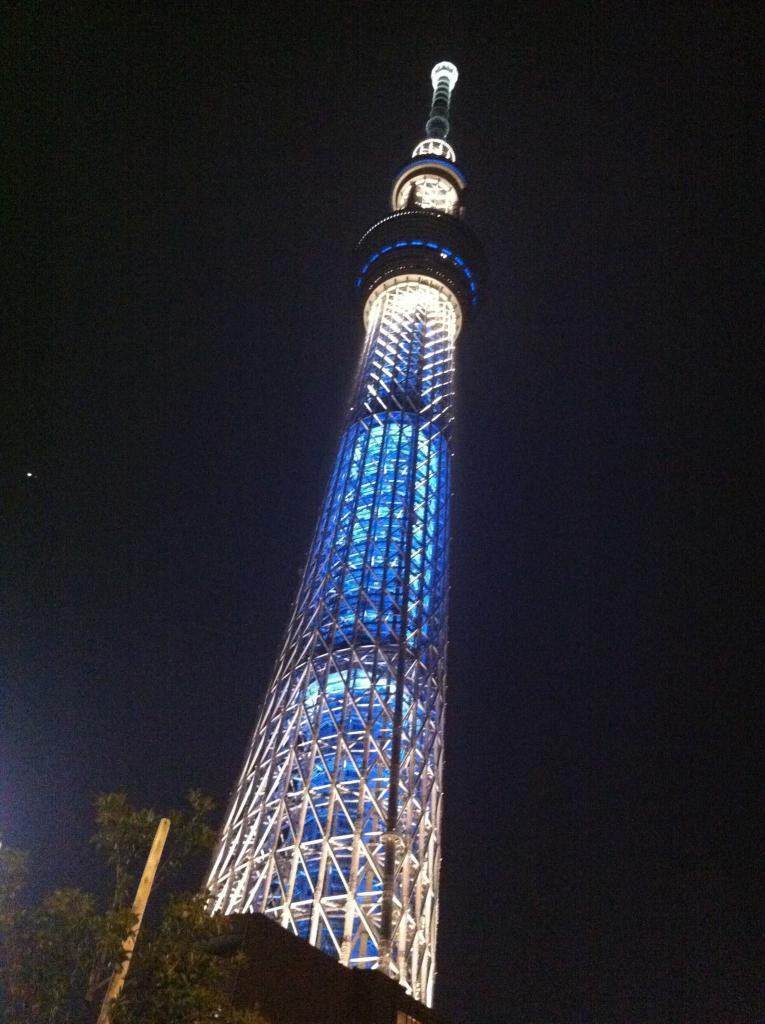 那時候東京的最新景點Sky Tree，我到日本時才剛剛開幕。