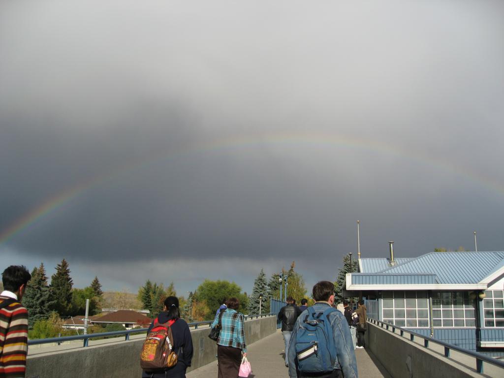 放學後的彩虹橋